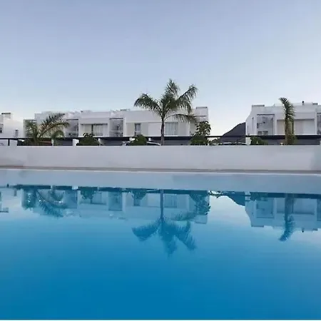 Frente Al Mar En Con Piscina Y Aparcamiento - Es-175-43 플라야블랑카